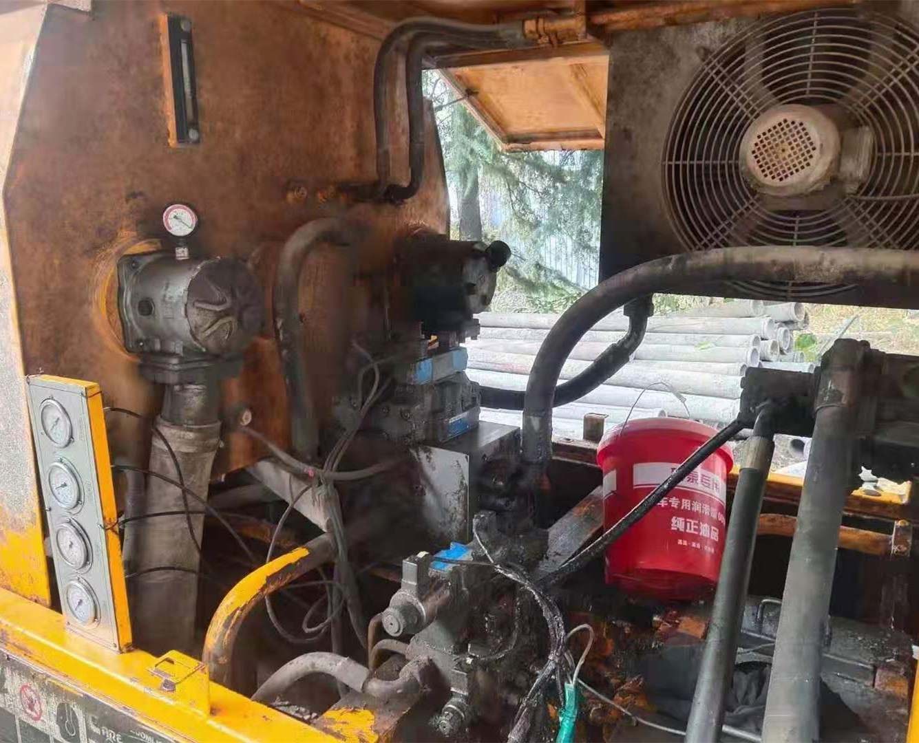 https://images.tongzsf.com/tong/truck_machine/20210128/160124234c1899.jpg