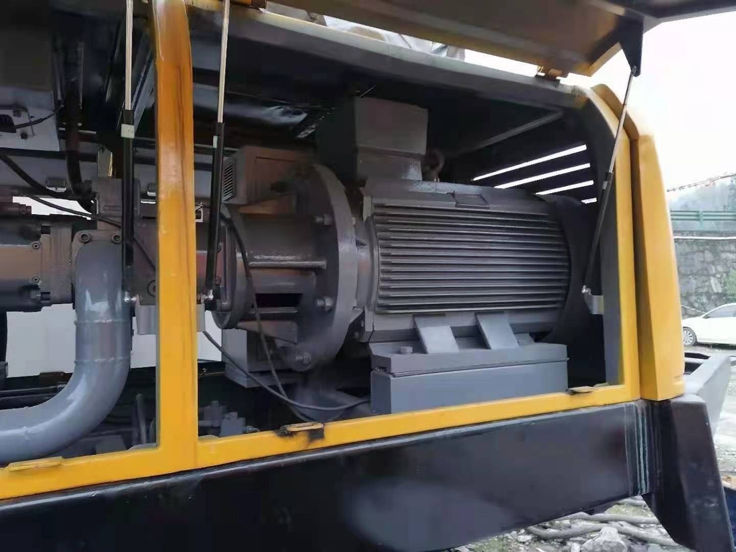 https://images.tongzsf.com/tong/truck_machine/20210128/160124235c79c9.jpg