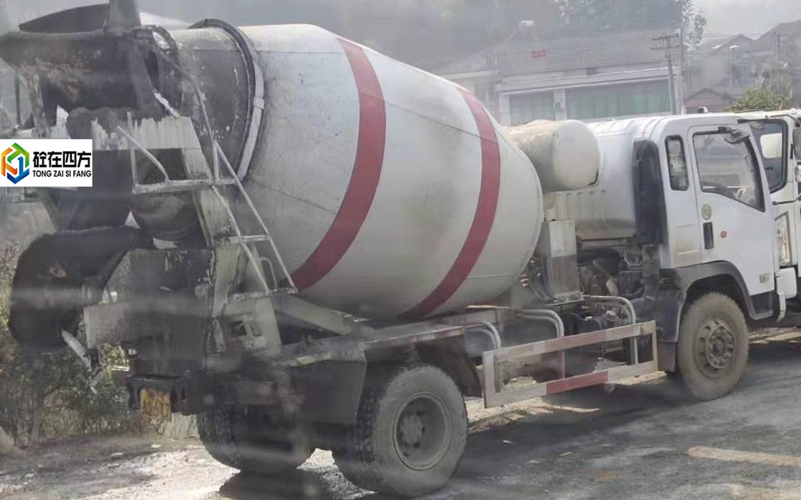 https://images.tongzsf.com/tong/truck_machine/20210128/1601245b54ac74.jpg