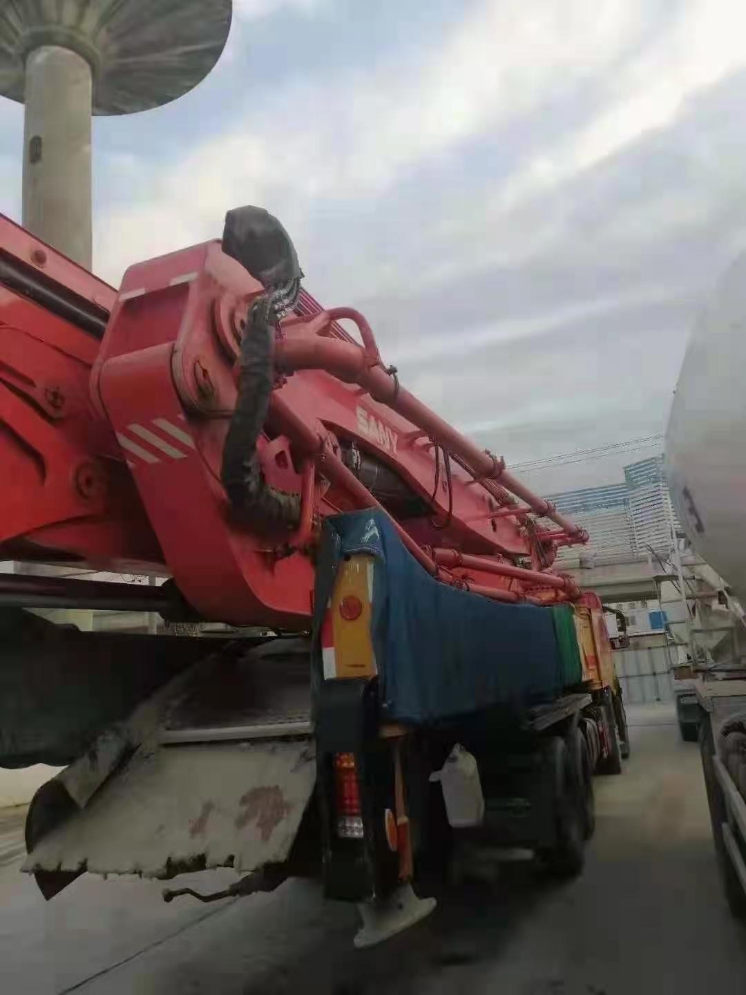 https://images.tongzsf.com/tong/truck_machine/20210128/1601245c3a9537.jpg
