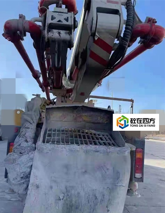 https://images.tongzsf.com/tong/truck_machine/20210128/1601245c4e5d65.jpg