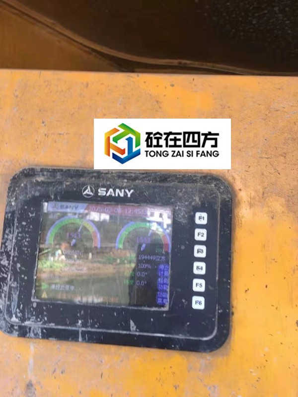 https://images.tongzsf.com/tong/truck_machine/20210128/1601246e20ec71.jpg