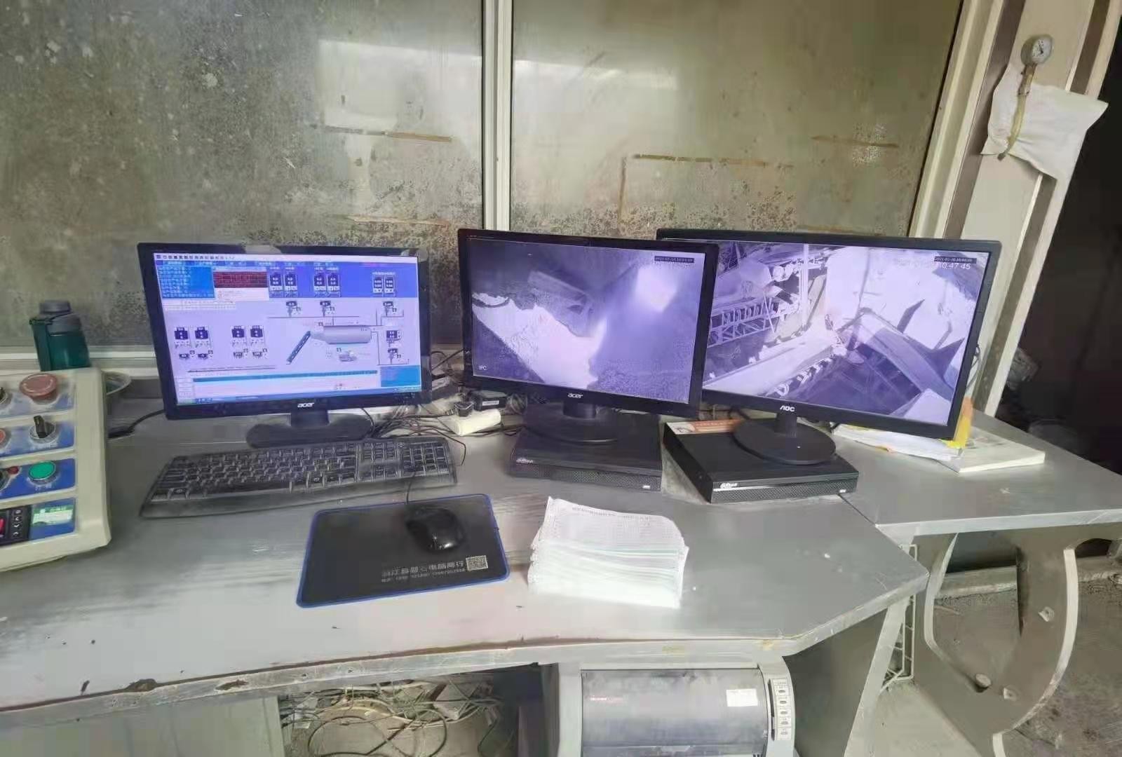 https://images.tongzsf.com/tong/truck_machine/20210128/1601246f43ebc2.jpg