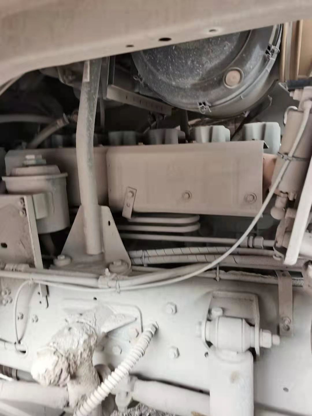 https://images.tongzsf.com/tong/truck_machine/20210128/16012481bcb043.jpg