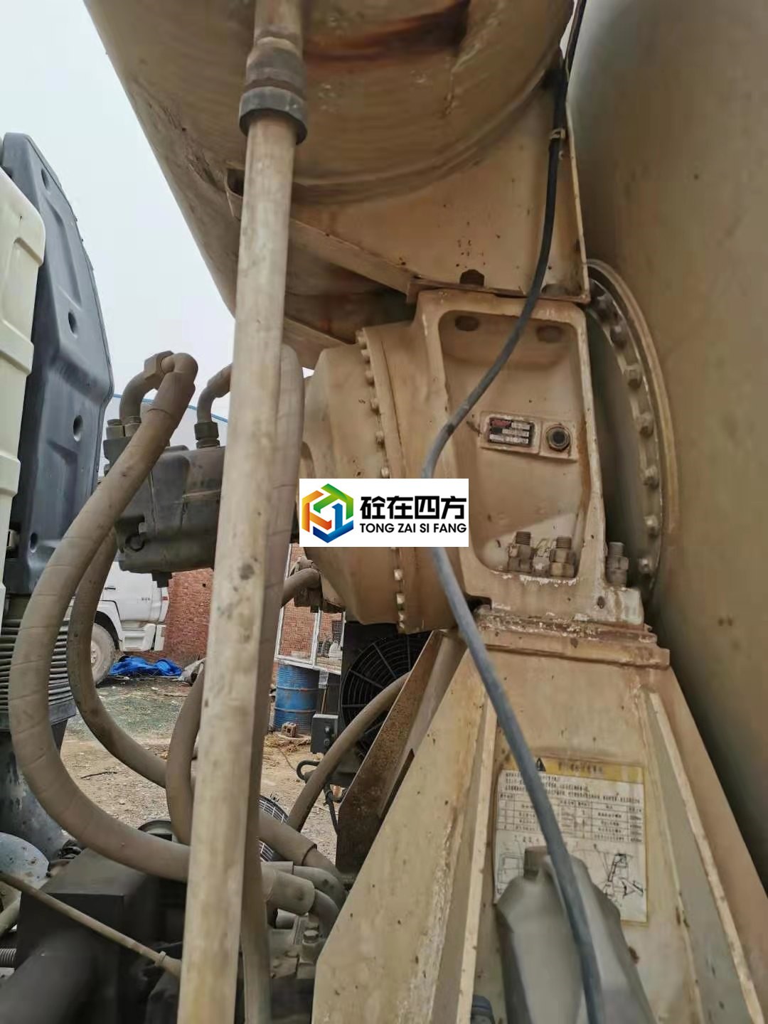 https://images.tongzsf.com/tong/truck_machine/20210128/16012481f22c9f.jpg
