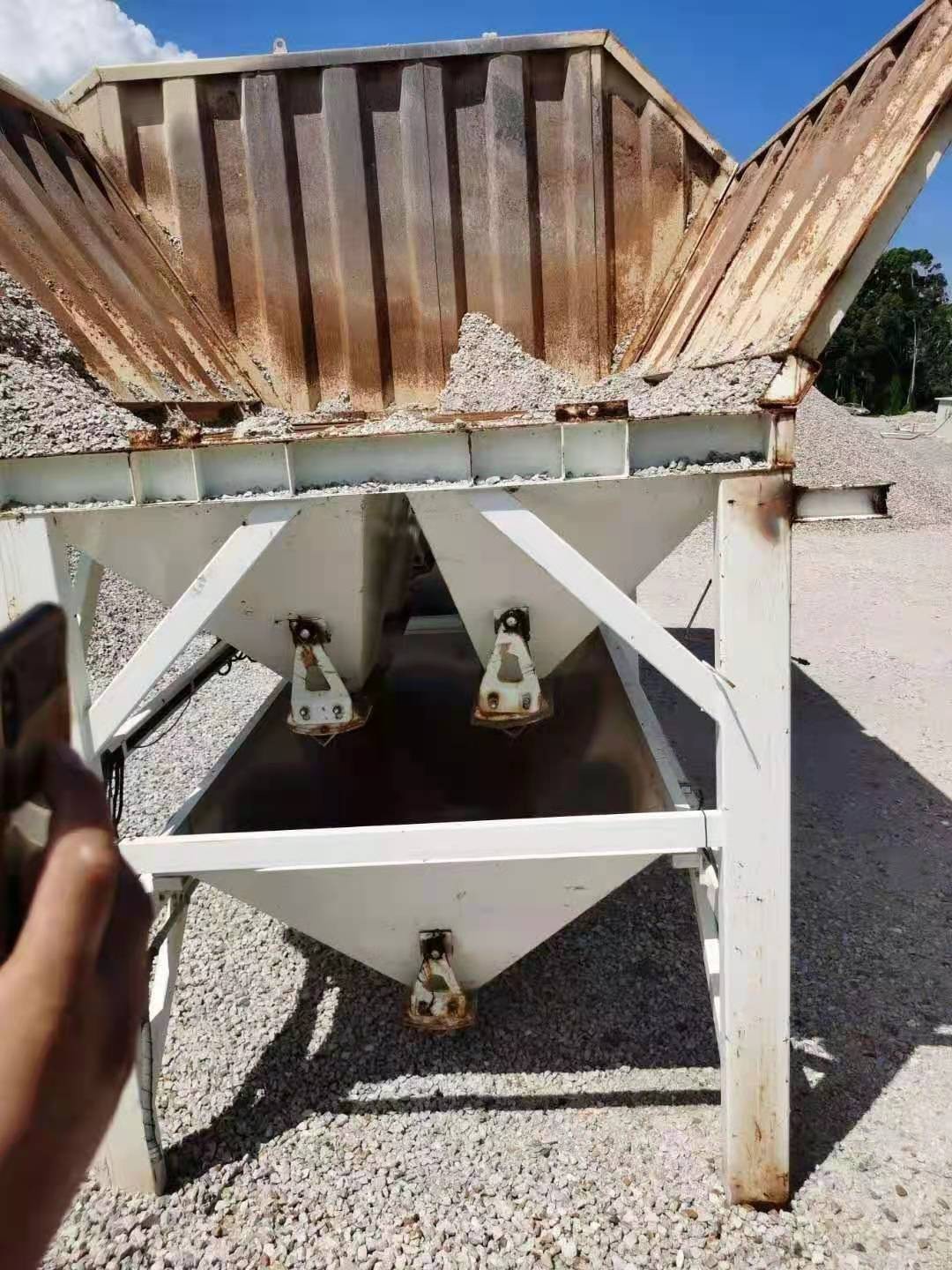 https://images.tongzsf.com/tong/truck_machine/20210128/16012482326e82.jpg