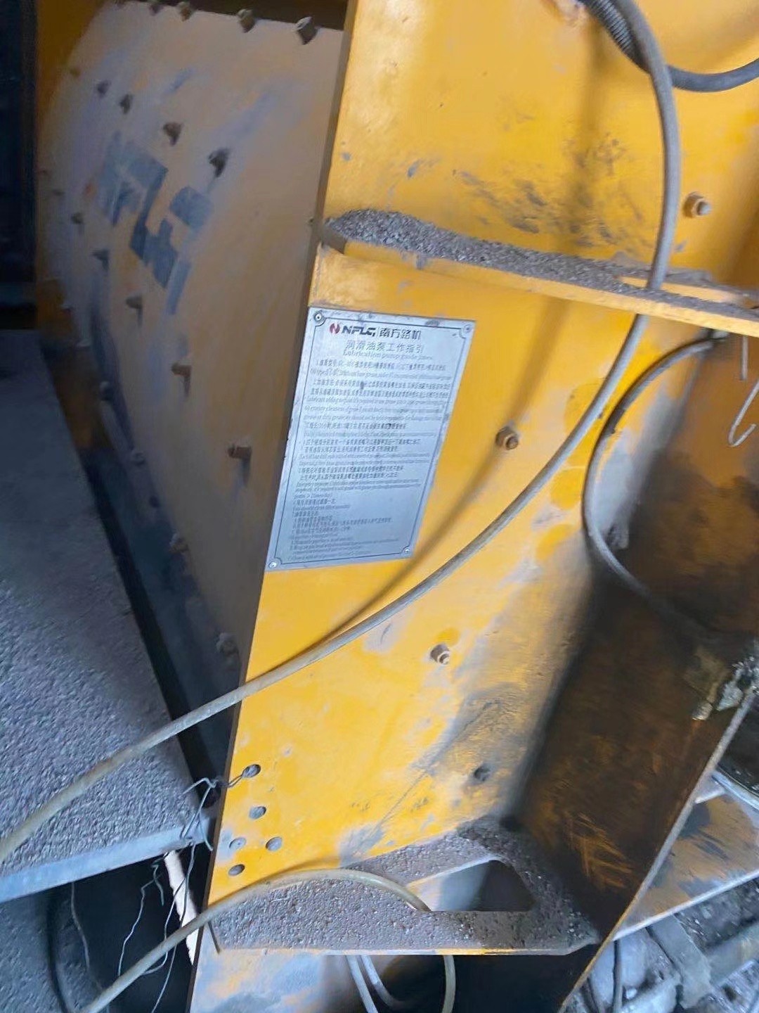https://images.tongzsf.com/tong/truck_machine/20210128/16012494676046.jpg
