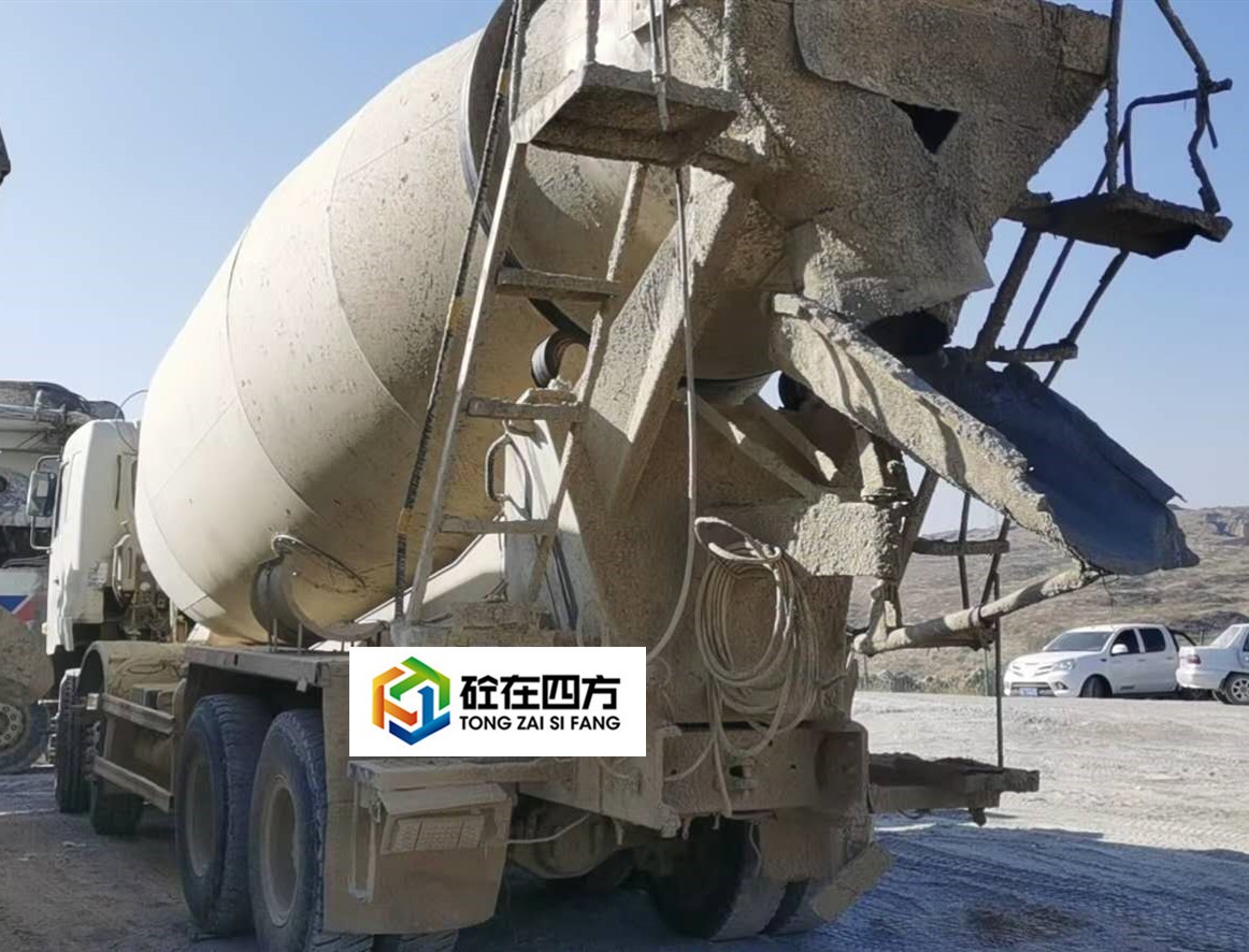 https://images.tongzsf.com/tong/truck_machine/20210128/16012494c6e6ed.jpg