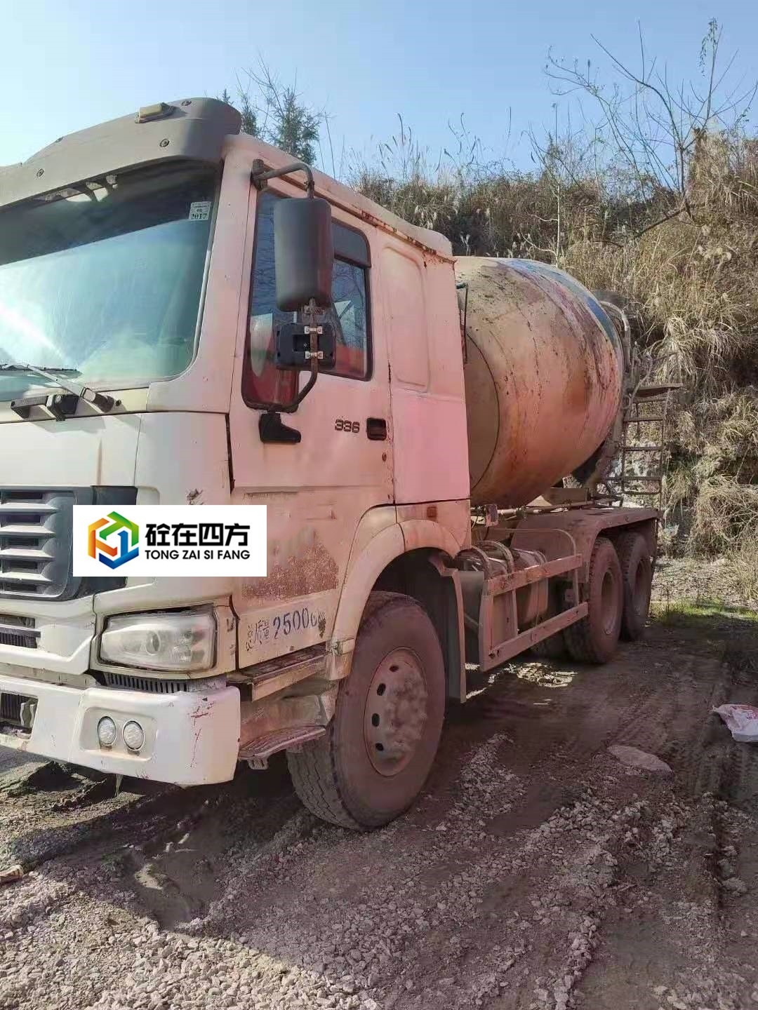 https://images.tongzsf.com/tong/truck_machine/20210128/16012494f6bfa5.jpg
