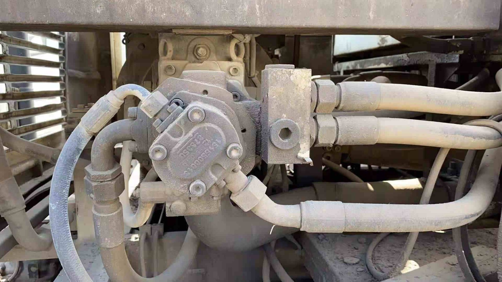 https://images.tongzsf.com/tong/truck_machine/20210128/160124a70e303e.jpg