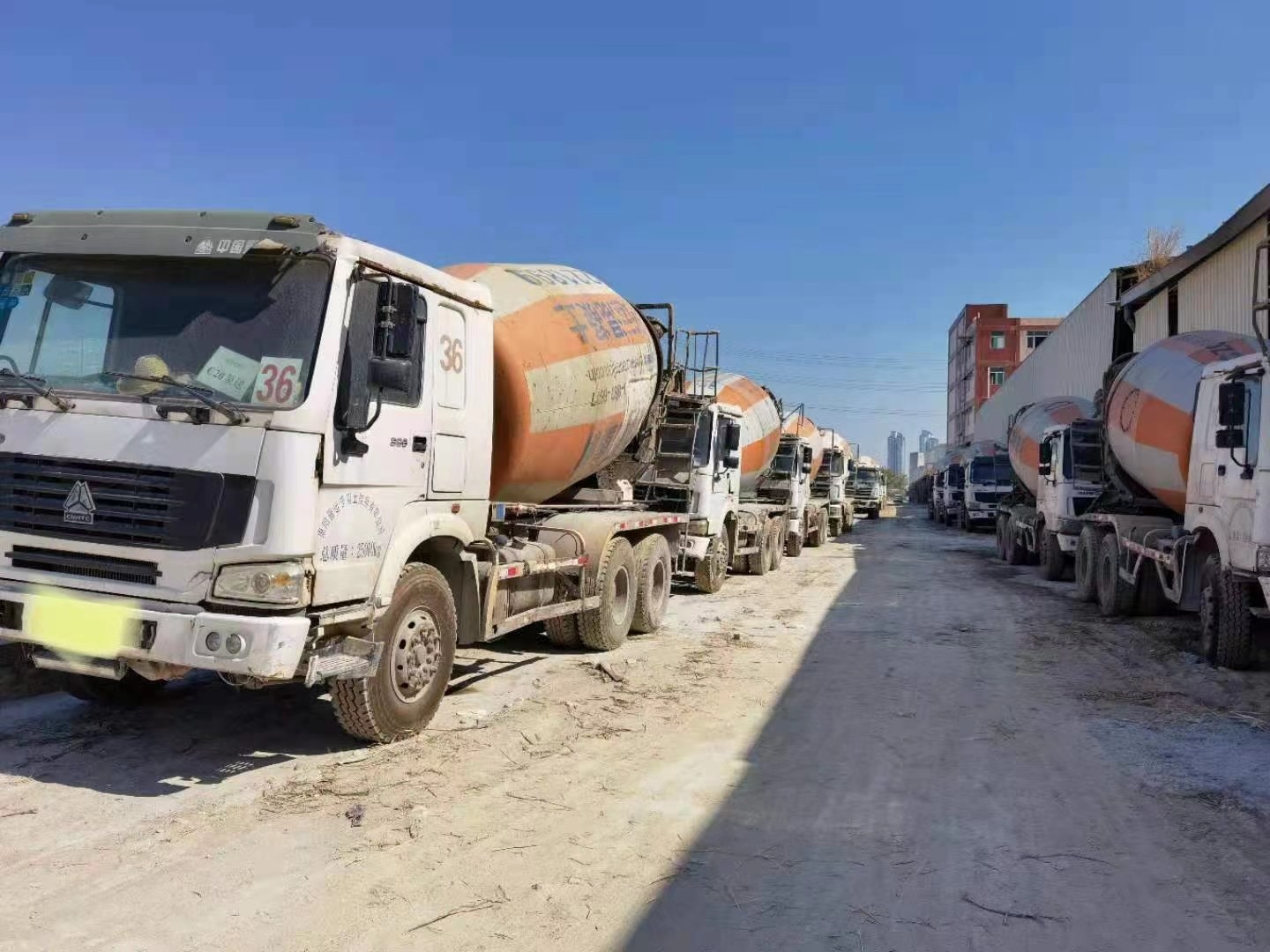 https://images.tongzsf.com/tong/truck_machine/20210128/160124ba36737d.jpg