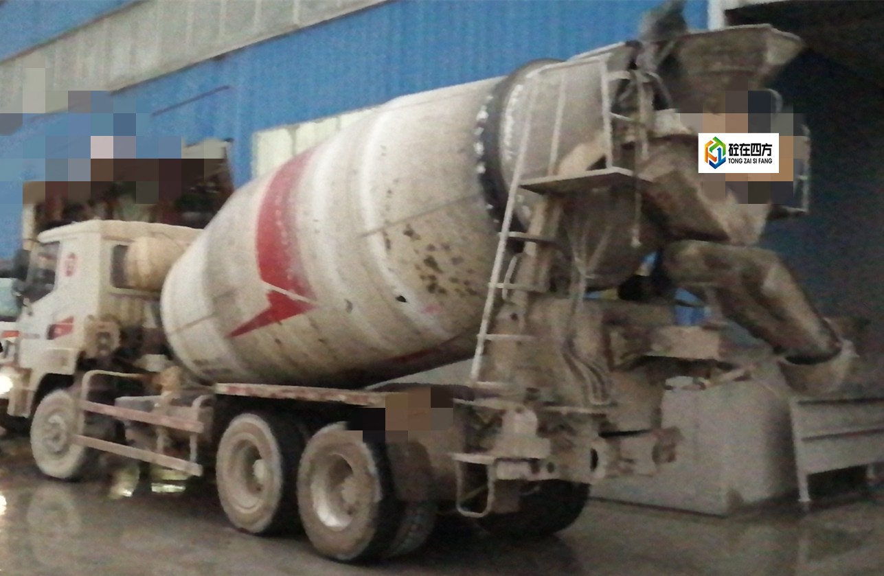 https://images.tongzsf.com/tong/truck_machine/20210128/160124ba563ae6.jpg