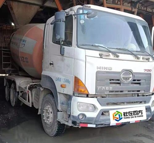 https://images.tongzsf.com/tong/truck_machine/20210128/160124cbc5d5c1.jpg