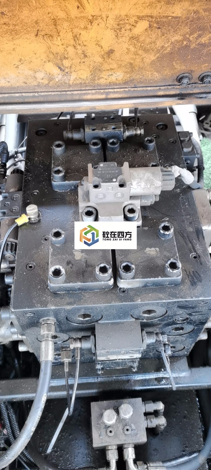 https://images.tongzsf.com/tong/truck_machine/20210128/160124cbf291ff.jpg