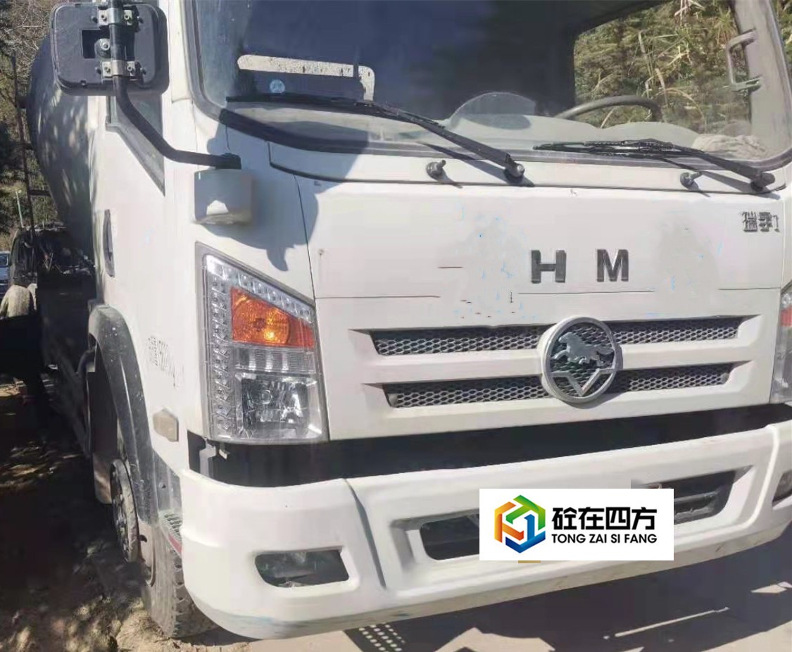 https://images.tongzsf.com/tong/truck_machine/20210128/160124cc9b5117.jpg
