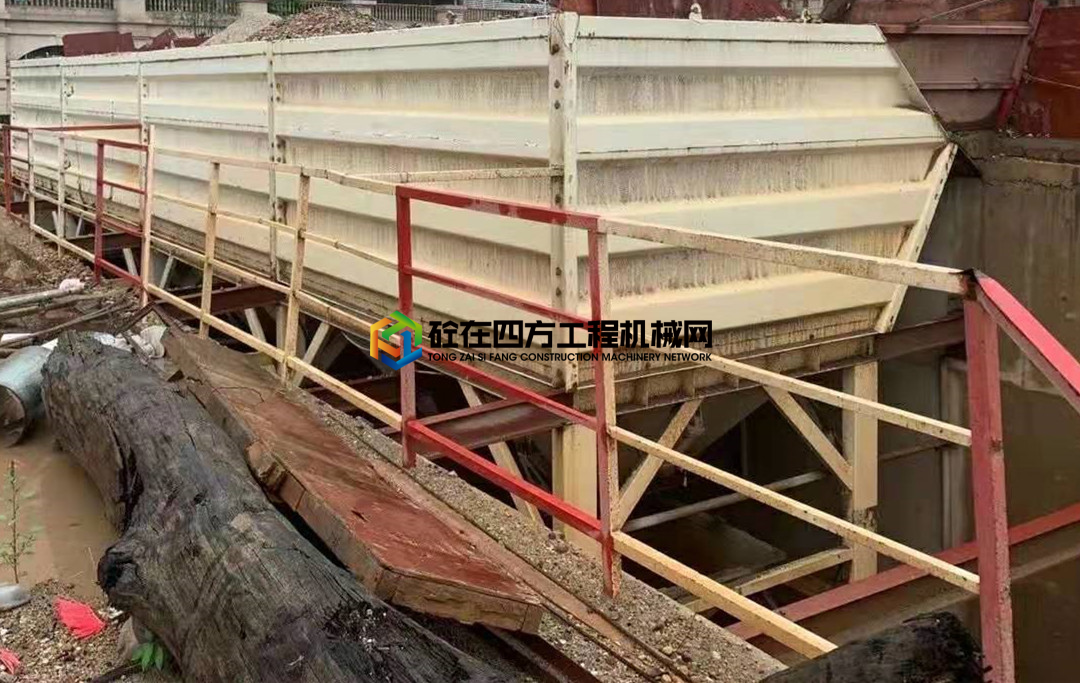 https://images.tongzsf.com/tong/truck_machine/20210130/16014d80ea0e58.jpg