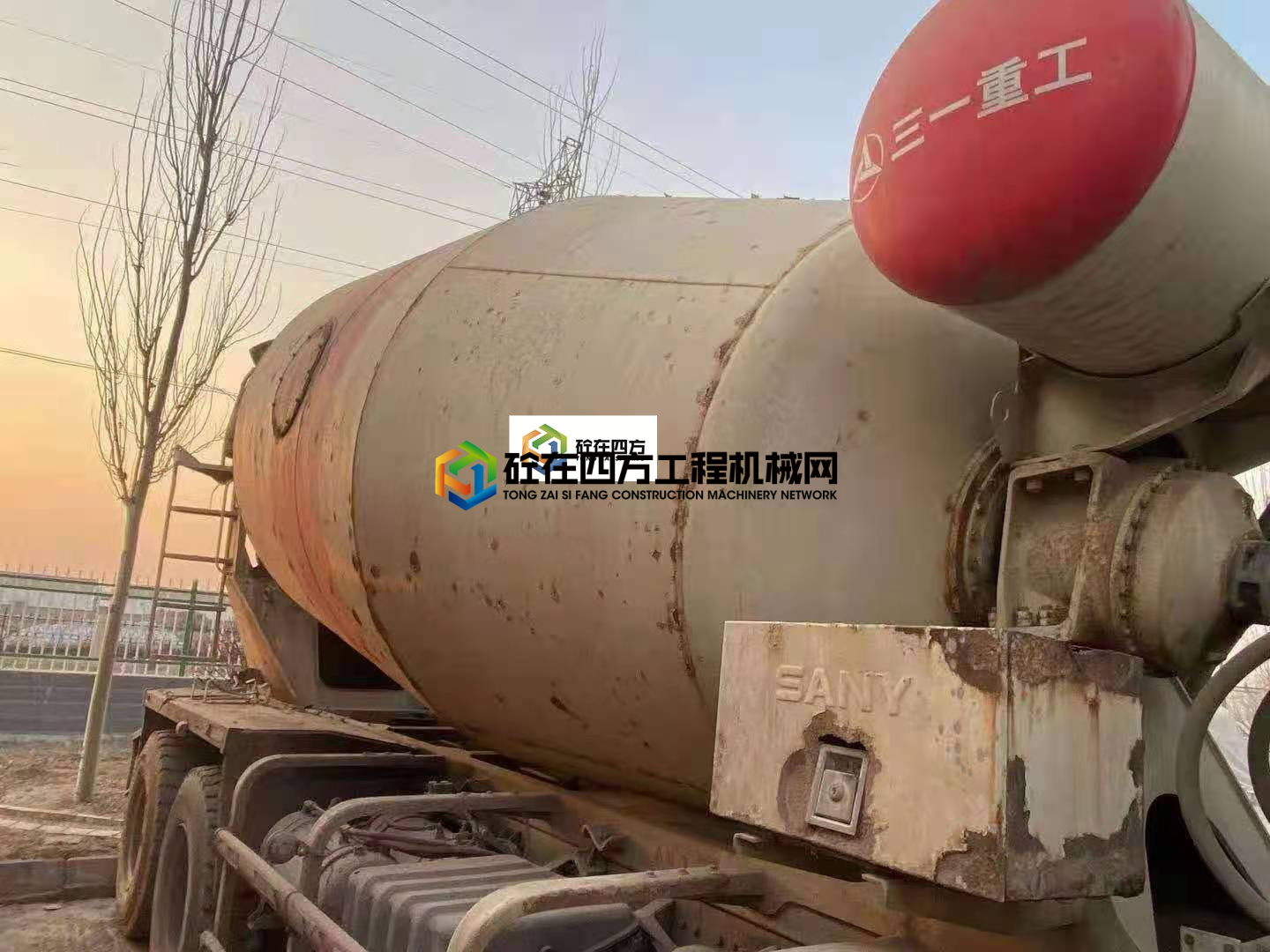 https://images.tongzsf.com/tong/truck_machine/20210201/16017bbf839ac5.jpg