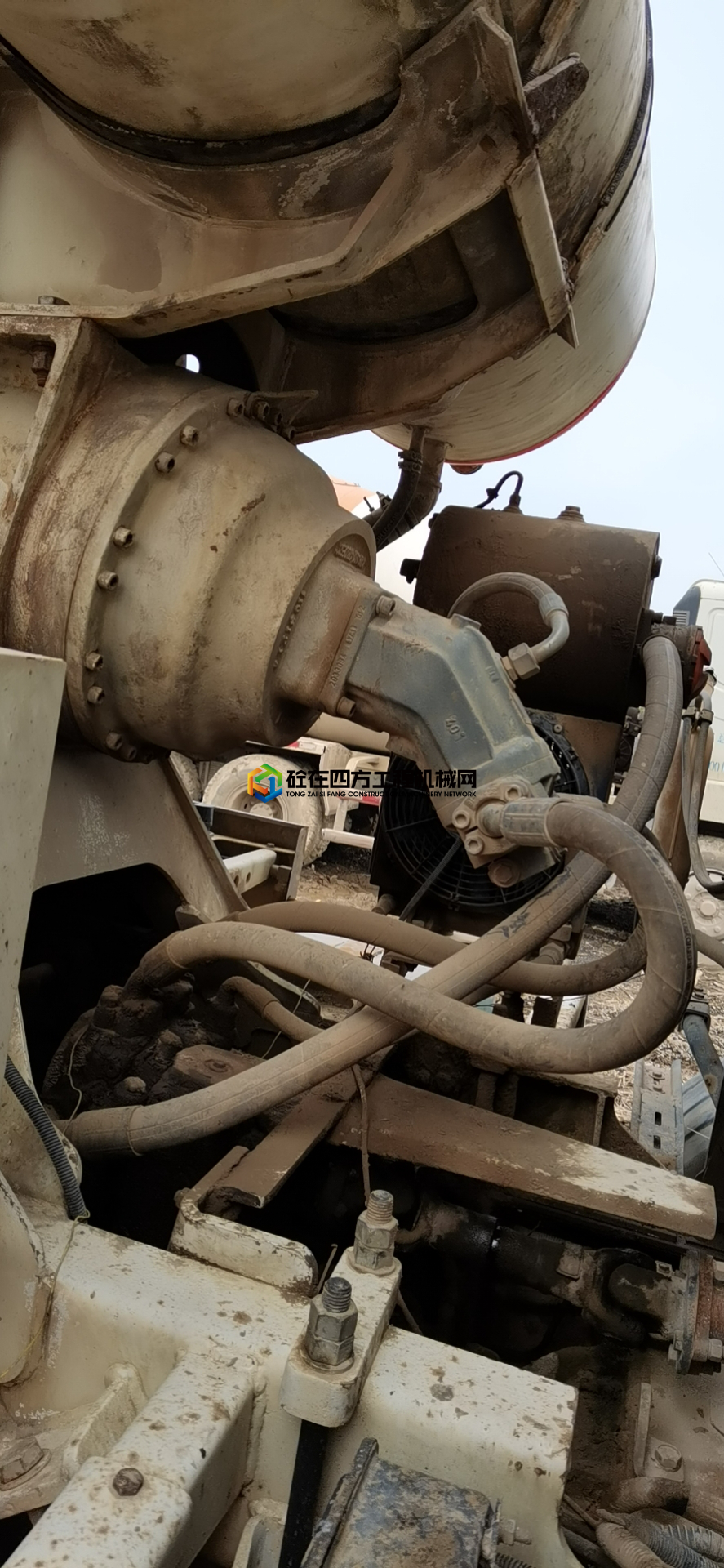 https://images.tongzsf.com/tong/truck_machine/20210203/1601a5bd298f1a.jpg