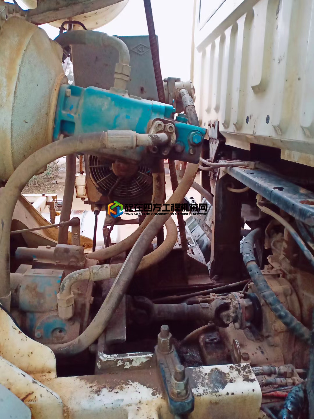 https://images.tongzsf.com/tong/truck_machine/20210204/1601b573edf853.jpg