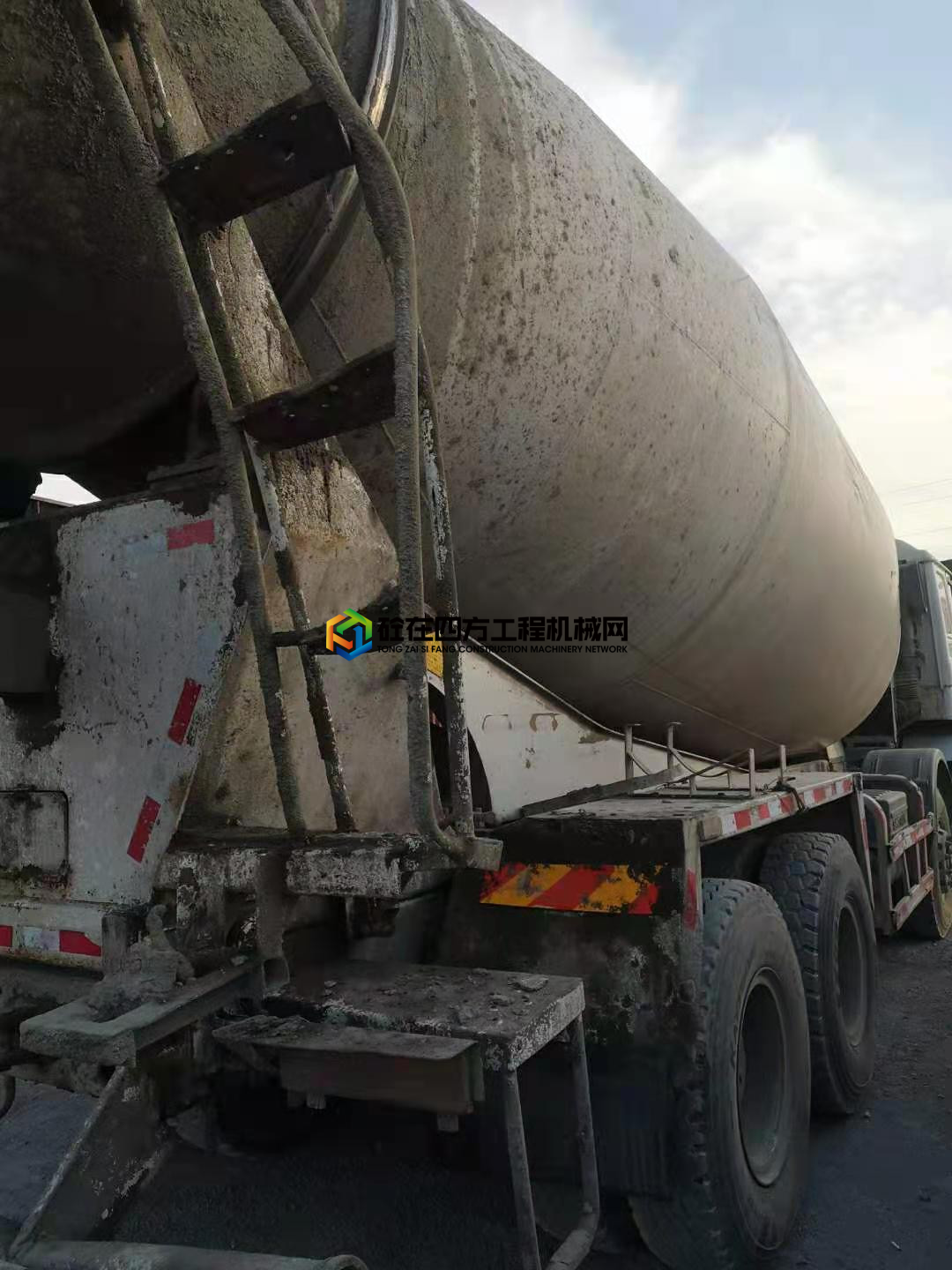https://images.tongzsf.com/tong/truck_machine/20210205/1601ca5033ea60.jpg