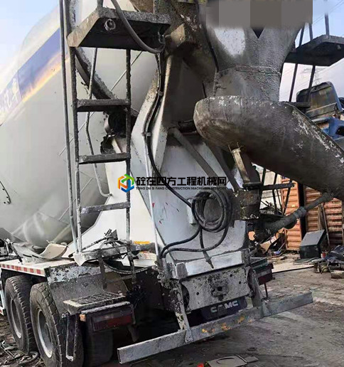 https://images.tongzsf.com/tong/truck_machine/20210205/1601cabefd87e7.jpg