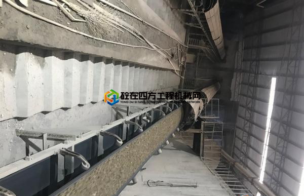 https://images.tongzsf.com/tong/truck_machine/20210205/1601caebfb00b1.jpg