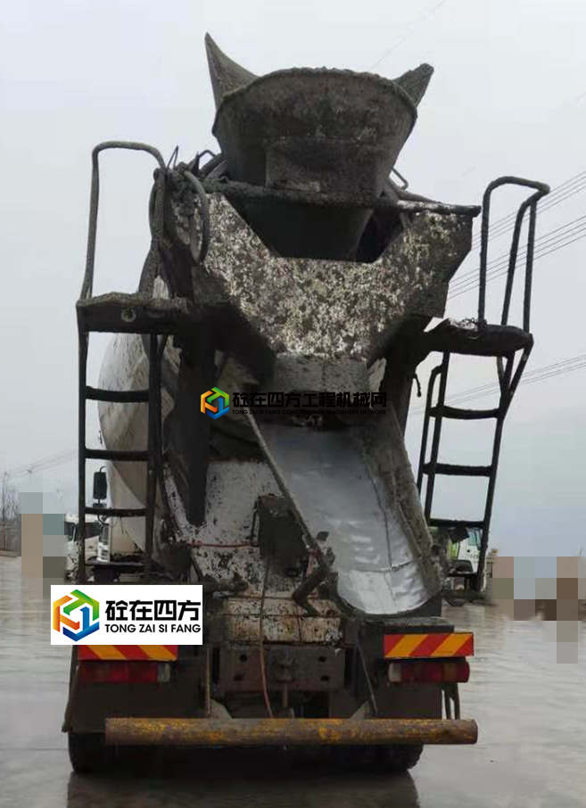 https://images.tongzsf.com/tong/truck_machine/20210205/1601cdb00a704f.jpg