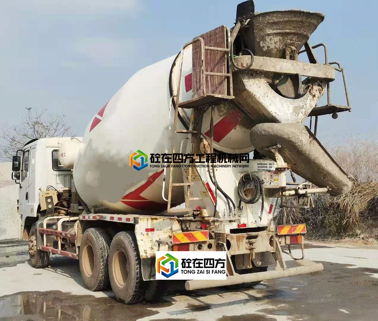https://images.tongzsf.com/tong/truck_machine/20210217/1602c7436bc1e9.jpg