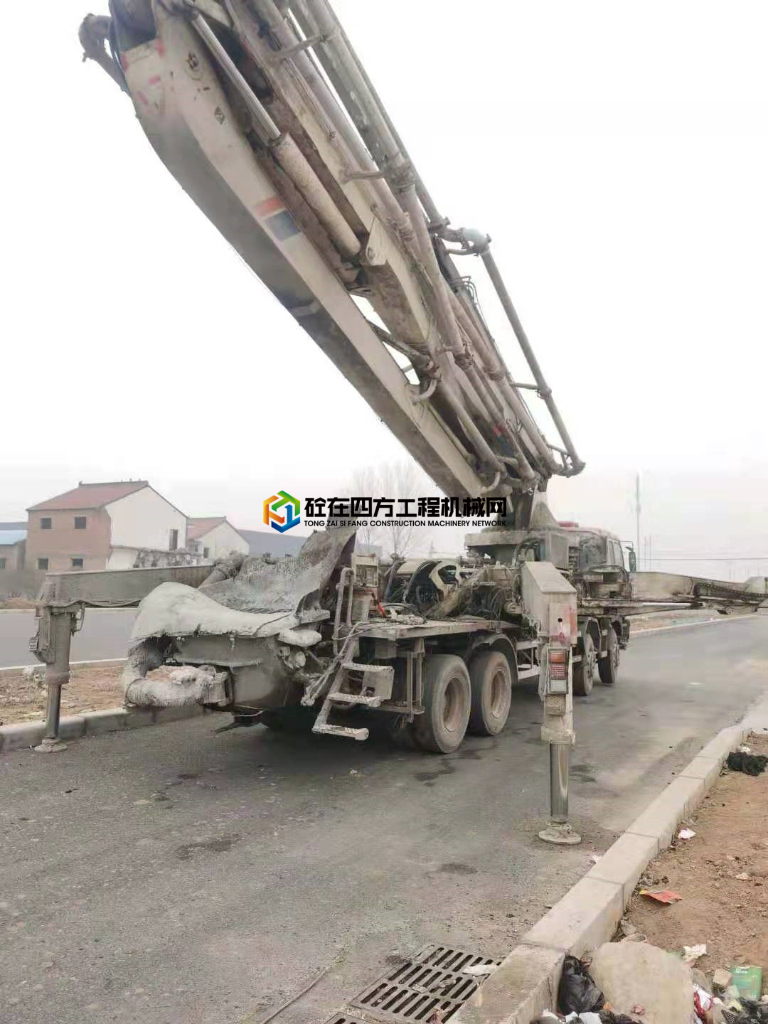 https://images.tongzsf.com/tong/truck_machine/20210219/1602f1460cb221.jpg