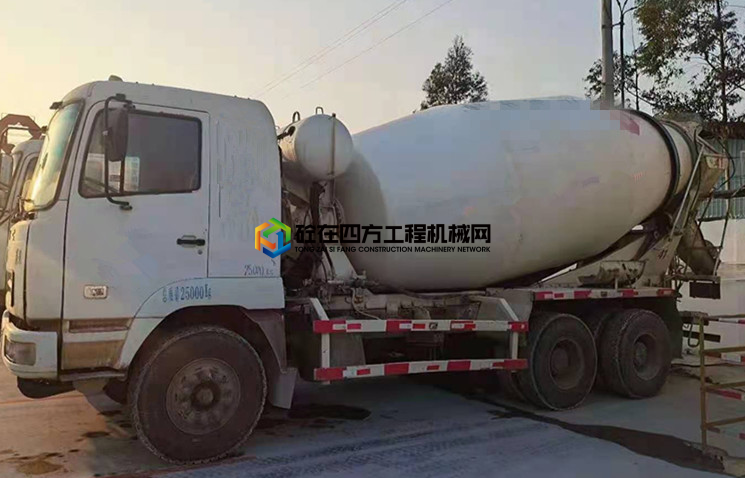 https://images.tongzsf.com/tong/truck_machine/20210219/1602f2083cbdca.jpg