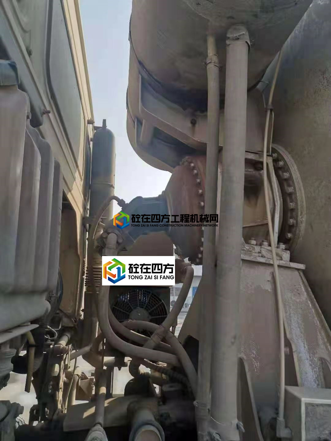 https://images.tongzsf.com/tong/truck_machine/20210219/1602f220cc1d90.jpg