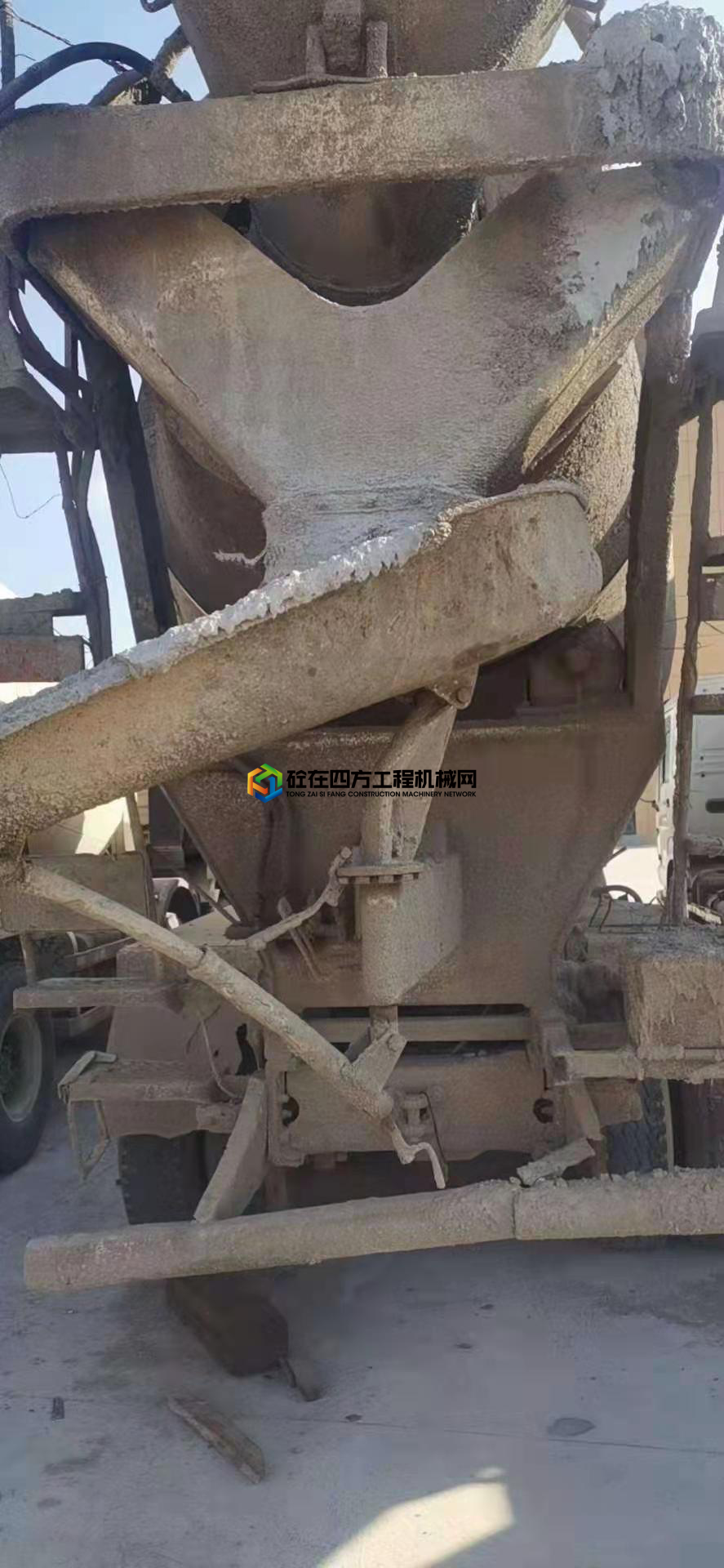 https://images.tongzsf.com/tong/truck_machine/20210219/1602f759d036ff.jpg