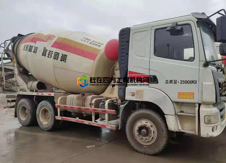 https://images.tongzsf.com/tong/truck_machine/20210221/16031b6eb18f31.jpg