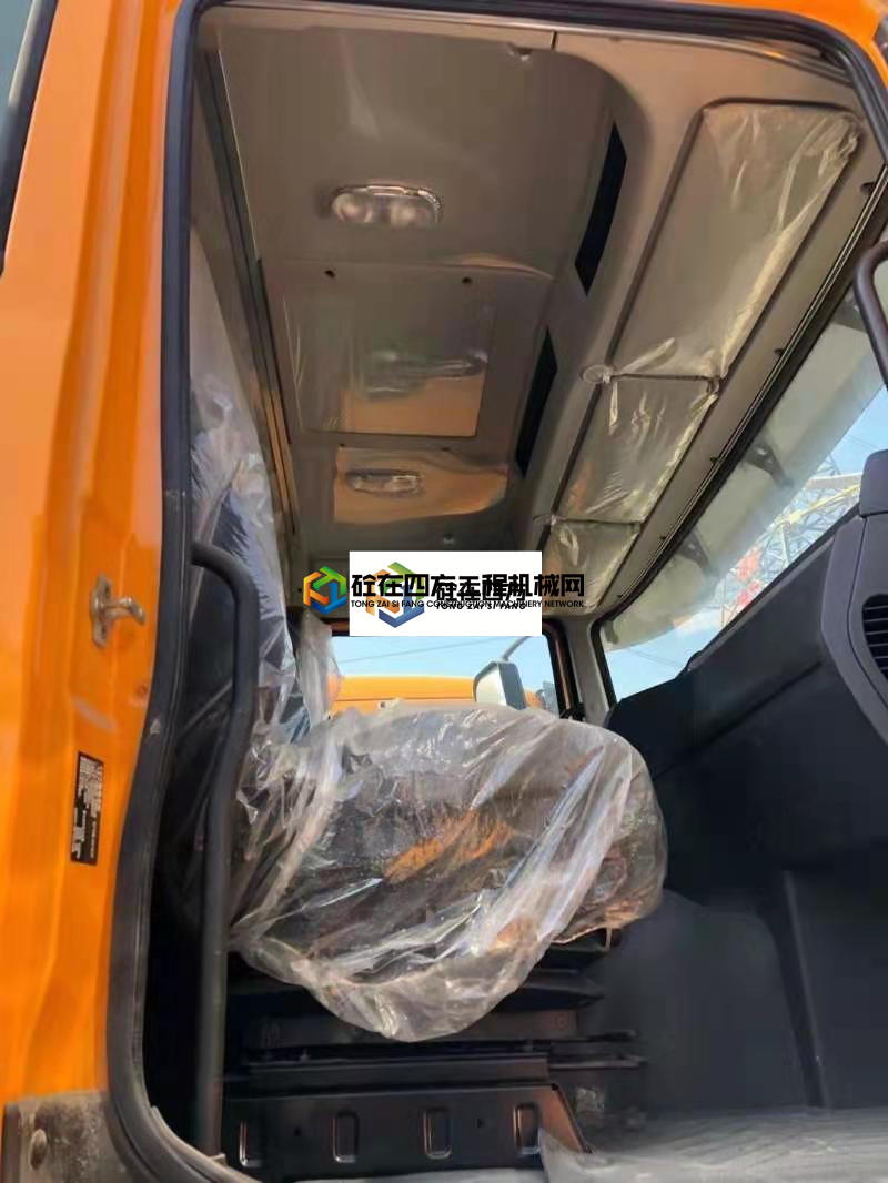 https://images.tongzsf.com/tong/truck_machine/20210221/16031b961c7278.jpg