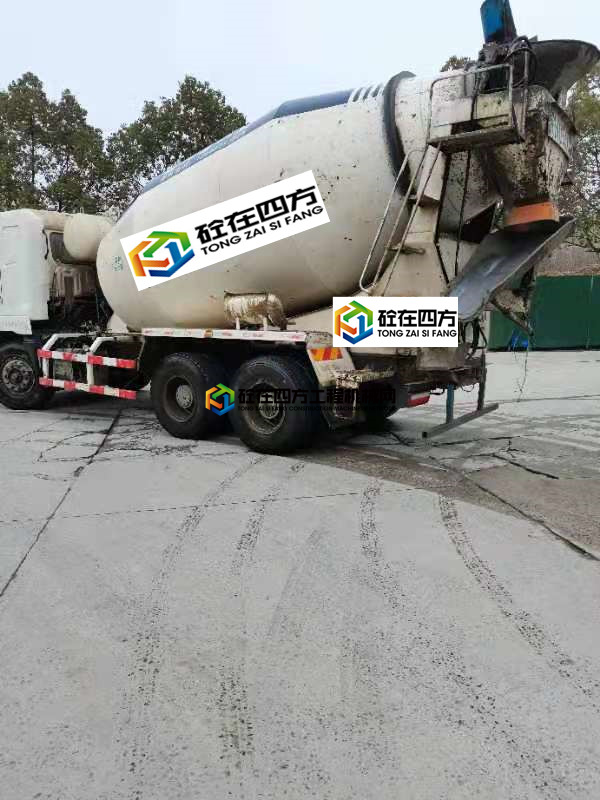 https://images.tongzsf.com/tong/truck_machine/20210221/16031bb281fe26.jpg