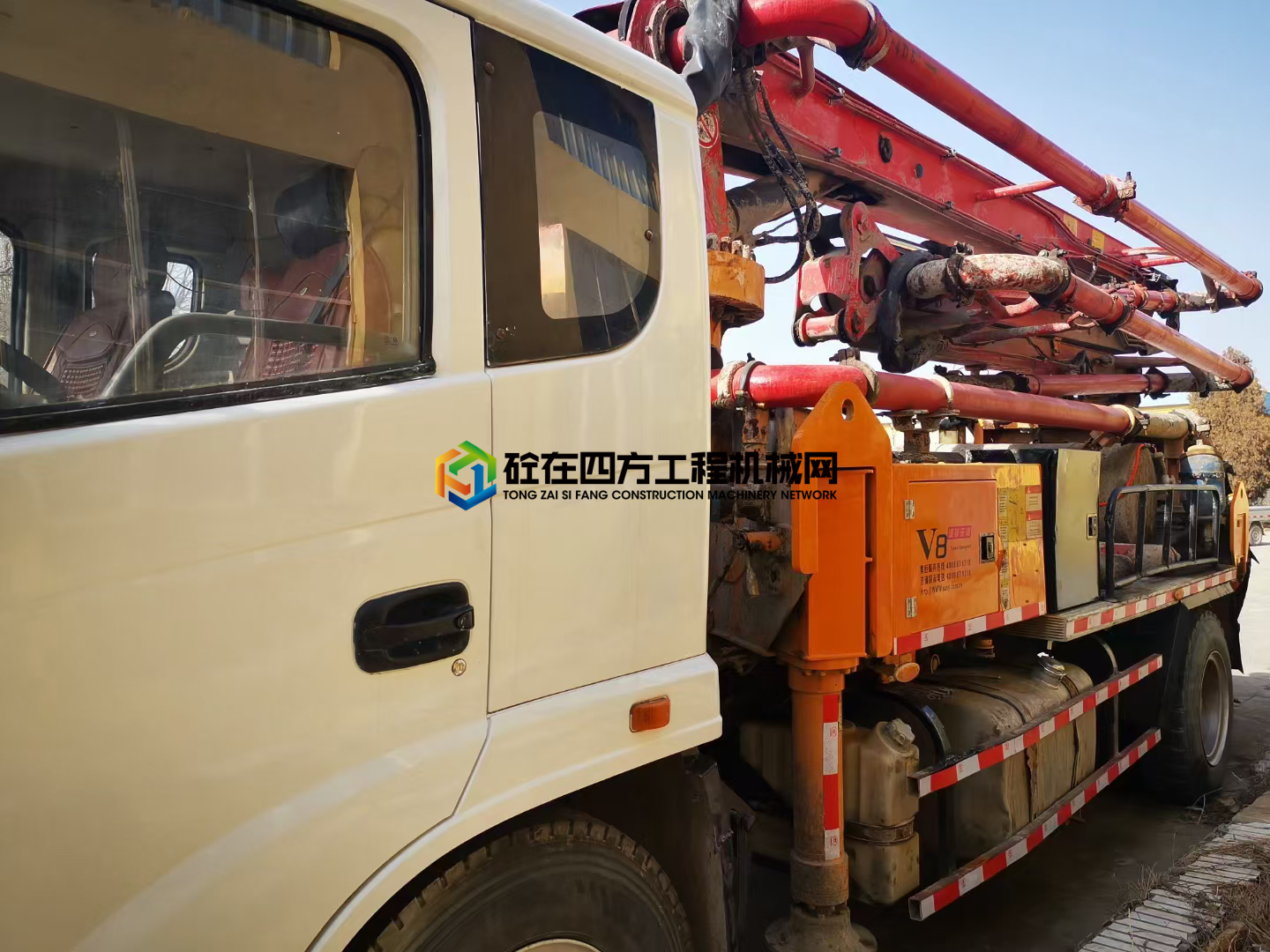 https://images.tongzsf.com/tong/truck_machine/20210221/16031bdb948355.jpg