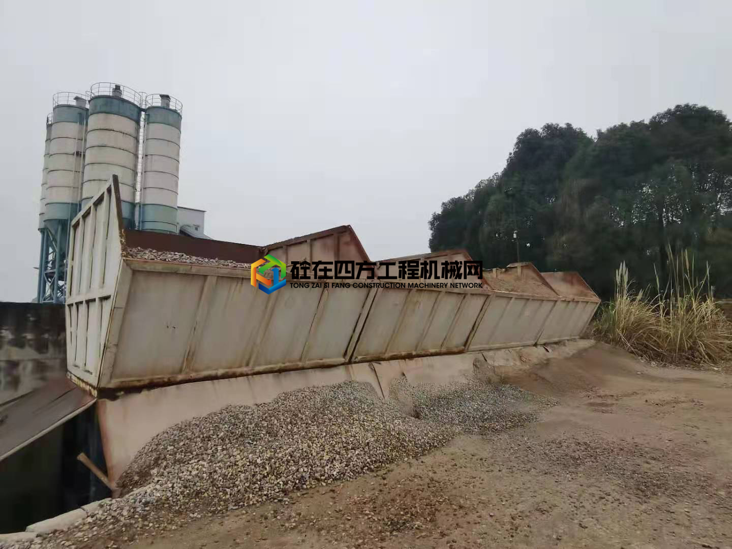 https://images.tongzsf.com/tong/truck_machine/20210221/16031d4a4c7ef2.jpg