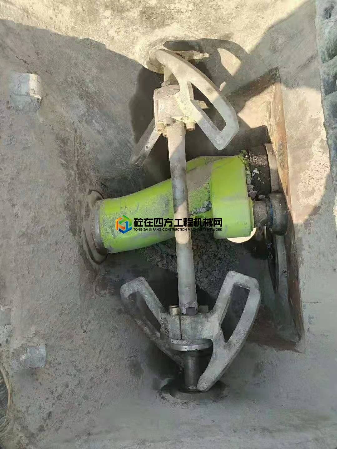 https://images.tongzsf.com/tong/truck_machine/20210221/16031d709878f3.jpg