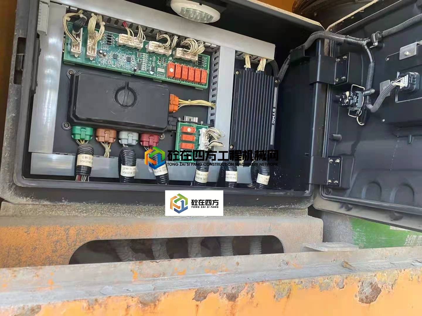 https://images.tongzsf.com/tong/truck_machine/20210222/160332bb296602.jpg