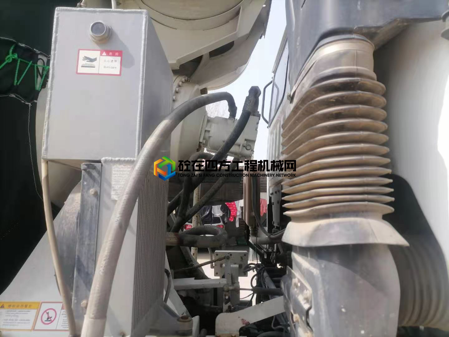 https://images.tongzsf.com/tong/truck_machine/20210222/160336f0046537.jpg