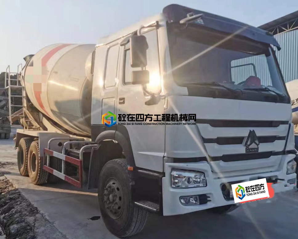 https://images.tongzsf.com/tong/truck_machine/20210223/160347884b36e0.jpg