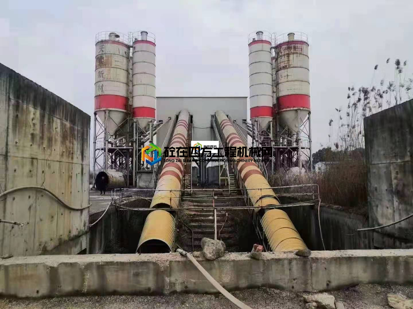 https://images.tongzsf.com/tong/truck_machine/20210223/16034a84f240d2.jpg