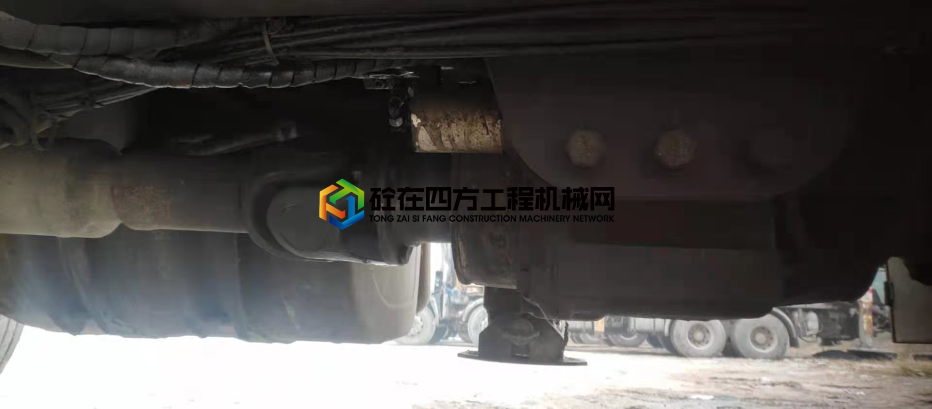 https://images.tongzsf.com/tong/truck_machine/20210224/1603610b3a7ae2.jpg