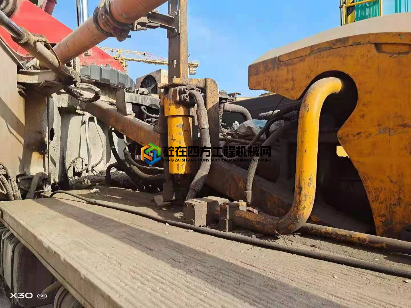 https://images.tongzsf.com/tong/truck_machine/20210224/160361a8309dbb.jpg