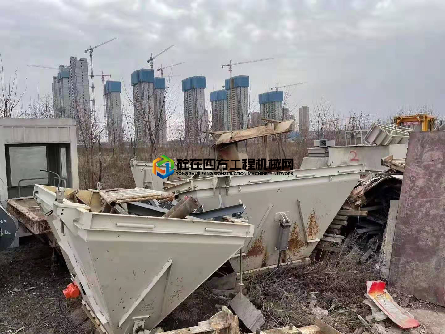 https://images.tongzsf.com/tong/truck_machine/20210225/160371f8c0ed81.jpg