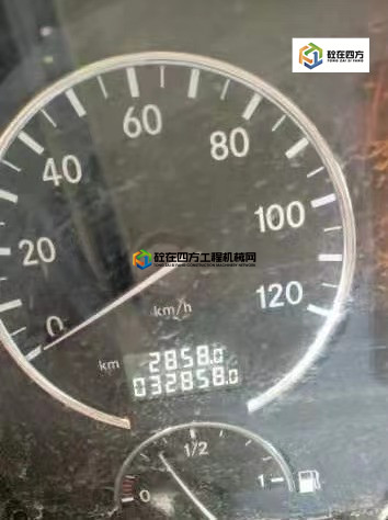 https://images.tongzsf.com/tong/truck_machine/20210225/1603756a834fa8.jpg