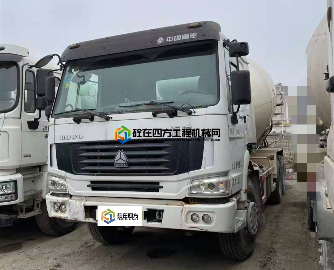 https://images.tongzsf.com/tong/truck_machine/20210226/1603848bfb536f.jpg