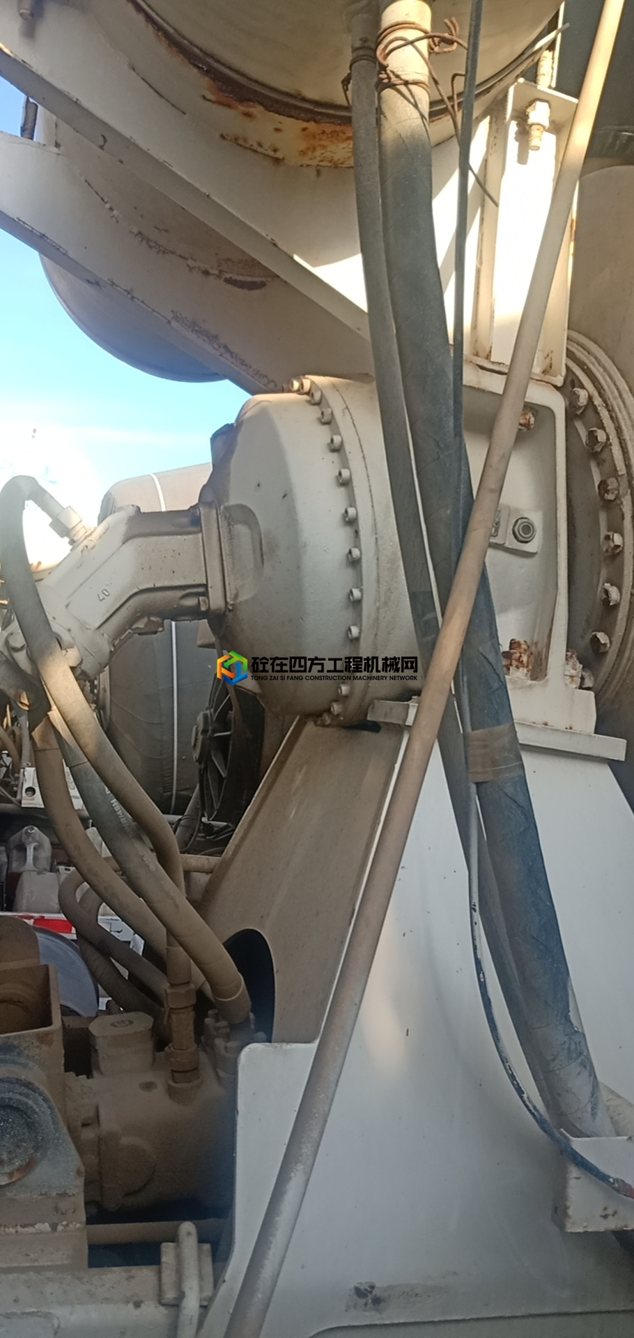 https://images.tongzsf.com/tong/truck_machine/20210226/160384cb2b9fb6.jpg