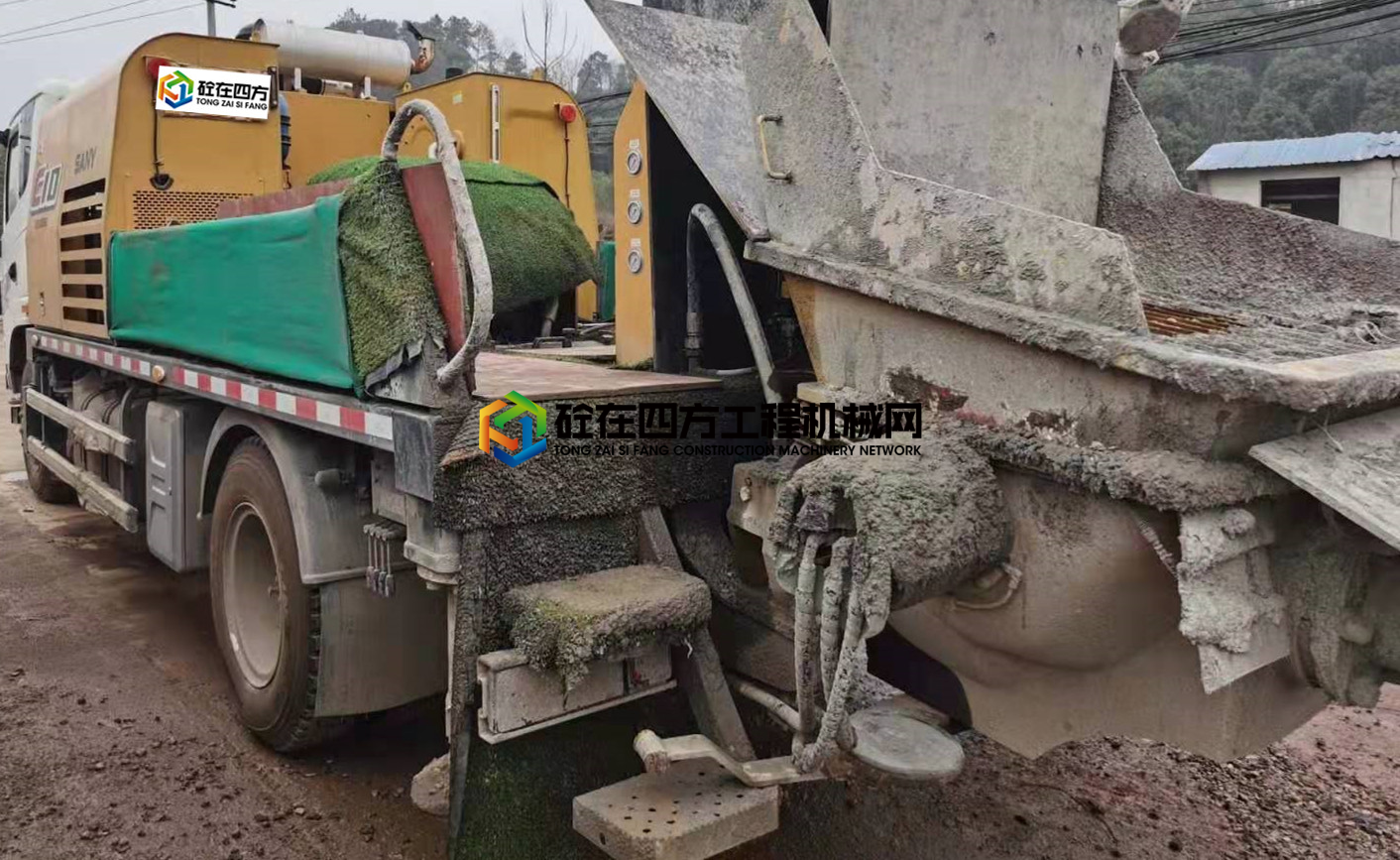 https://images.tongzsf.com/tong/truck_machine/20210227/16039e3f5cf19c.jpg