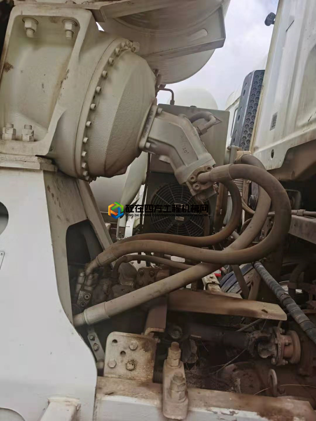 https://images.tongzsf.com/tong/truck_machine/20210301/1603c3bd976e7b.jpg